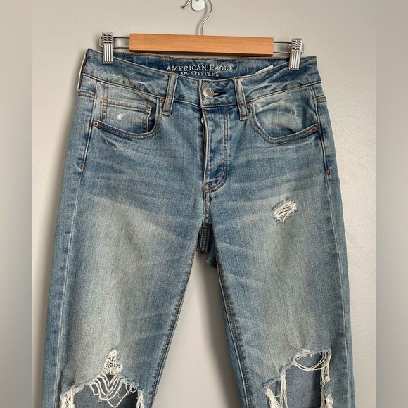 American Eagle Outfitters Tomgirl Destroyed Jeans - Picture 3 of 10